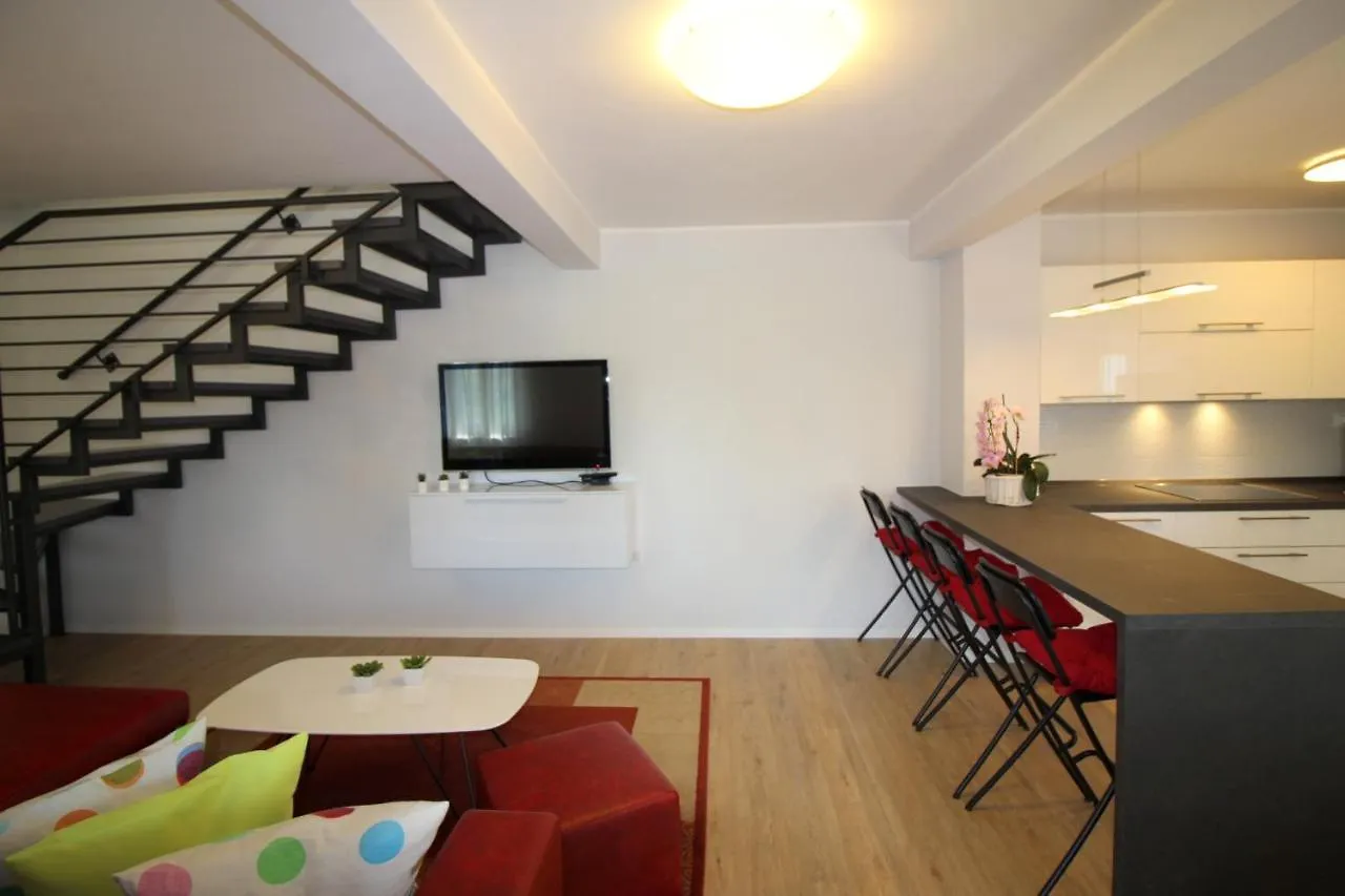 Apartments Tancel Пореч