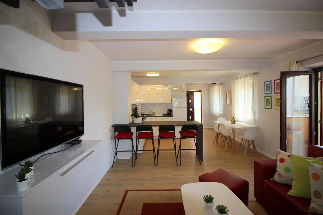 פורץ Apartments Tancel