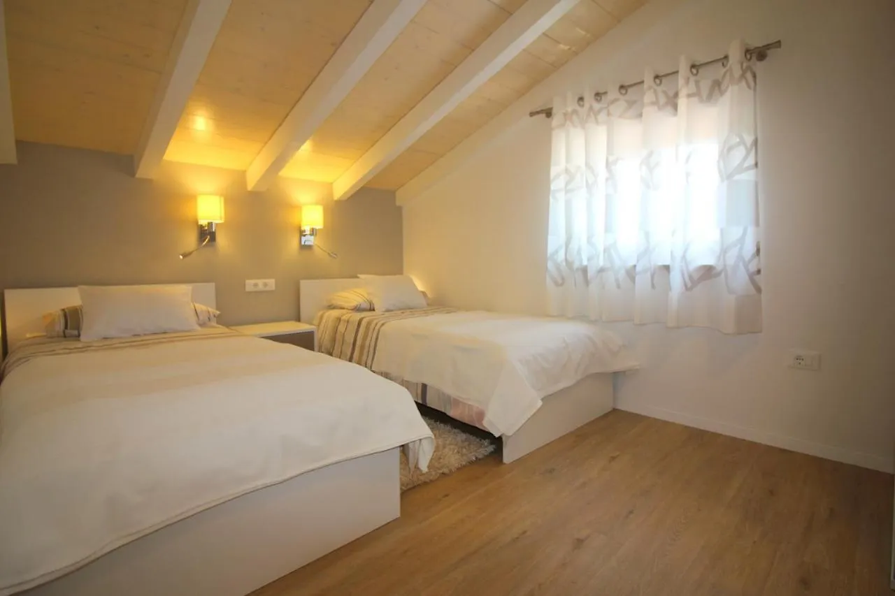 פורץ Apartments Tancel
