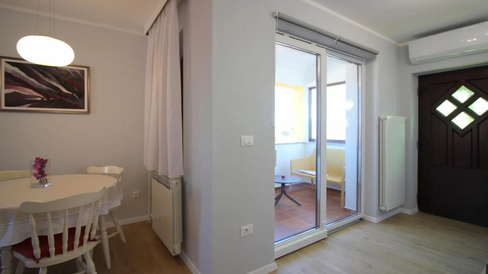 פורץ Apartments Tancel